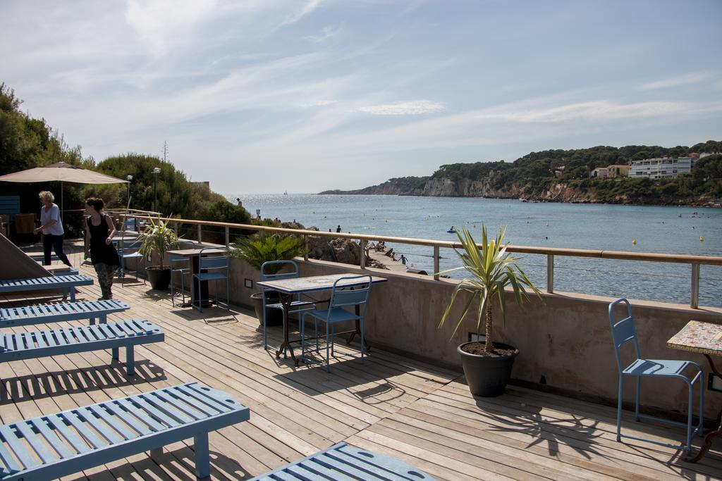 O Petit Monde Hotel Sanary-sur-Mer Exterior photo